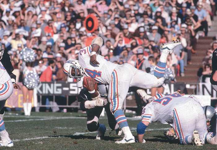 Earl Campbell, Oilers vs. Raiders, 1980 Wild-Card Playoffs.